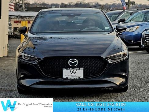 Used 2020 MAZDA MAZDA3 Hatchback w/ Premium Package image 2