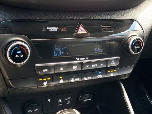 Used 2021 Hyundai Tucson Limited w/ Cargo Package AWD/4WD image 18