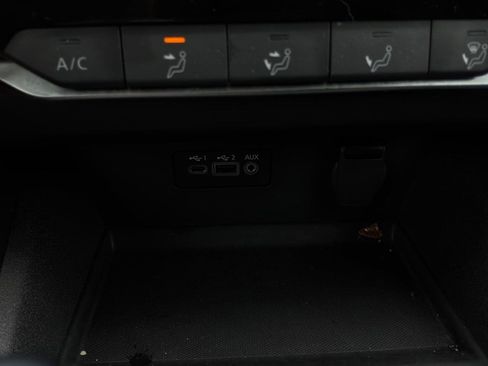 Used 2025 Nissan Altima 2.5 SV FWD image 23
