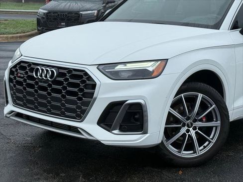 Certified 2023 Audi SQ5 Premium Plus w/ Premium Plus Package AWD/4WD image 2