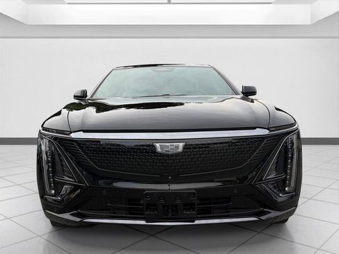 Used 2024 Cadillac Lyriq Sport RWD image 8