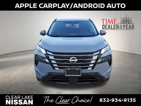 Certified 2026 Nissan Rogue SV FWD image 2