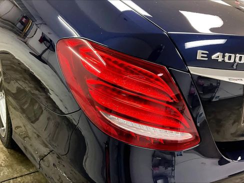 Used 2018 Mercedes-Benz E 400 4MATIC Sedan image 28