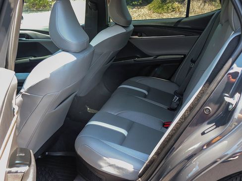 Certified 2025 Toyota Camry SE FWD image 21