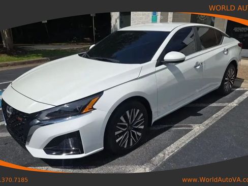 Used 2023 Nissan Altima 2.5 SV AWD/4WD image 1