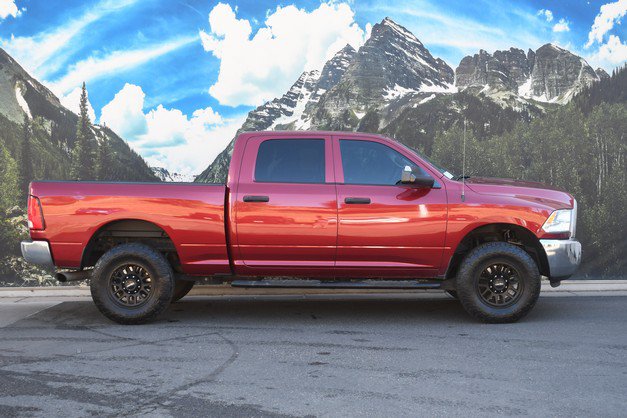 Used 2015 RAM 2500 Tradesman w/ Chrome Appearance Group AWD/4WD image 2