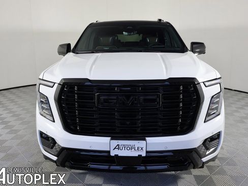 Used 2026 GMC Yukon Denali Ultimate image 2