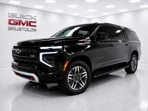 Used 2026 Chevrolet Suburban Z71 w/ Comfort Package AWD/4WD image 1