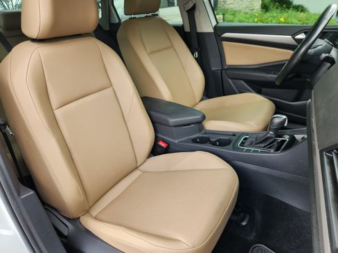 Used 2019 Volkswagen Jetta SE FWD image 14