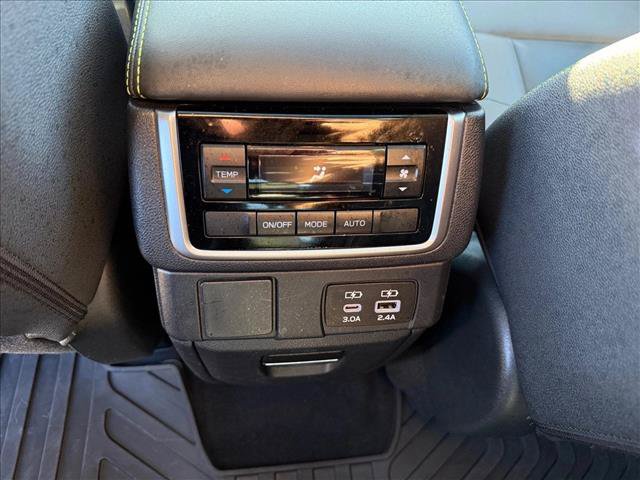 Used 2024 Subaru Ascent Onyx Edition AWD/4WD image 19