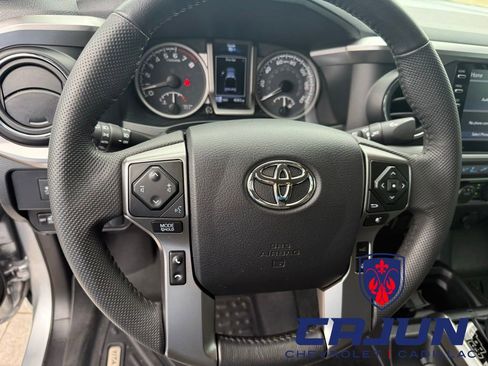 Used 2023 Toyota Tacoma SR5 RWD image 11