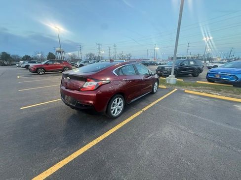 Used 2017 Chevrolet Volt Premier w/ Driver Confidence II Package image 5