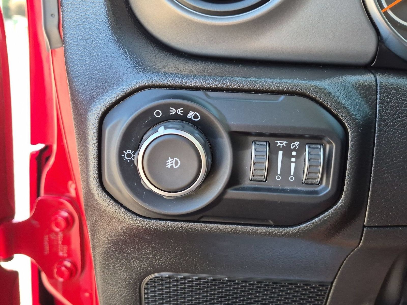 Used 2022 Jeep Wrangler Sport AWD/4WD image 17