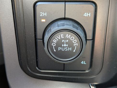 New 2025 Ford F150 XLT w/ Equipment Group 303A High image 34