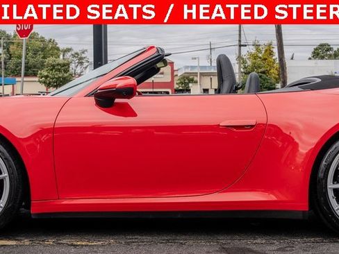 Used 2024 Porsche 911 Carrera image 4