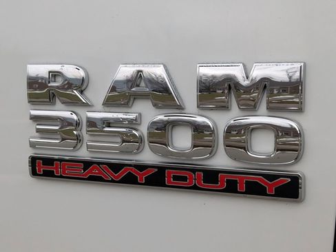 Used 2016 RAM 3500 Tradesman w/ Power & Remote Entry Group image 21