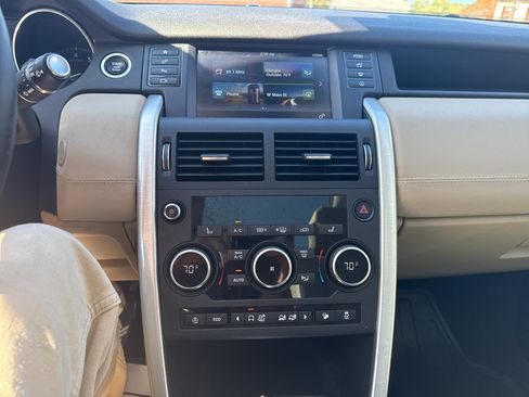 Used 2018 Land Rover Discovery Sport HSE AWD/4WD image 20