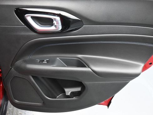 New 2026 Jeep Compass Latitude image 15