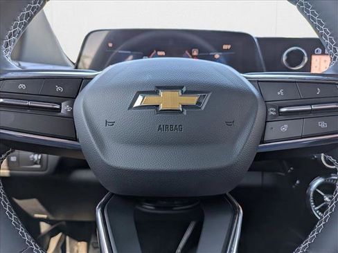 New 2025 Chevrolet Blazer EV LT image 14