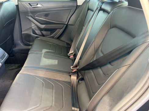 Certified 2024 Volkswagen Jetta SEL image 29