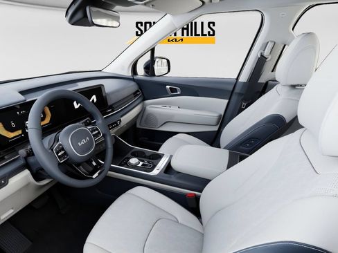 New 2026 Kia Carnival EX FWD image 17