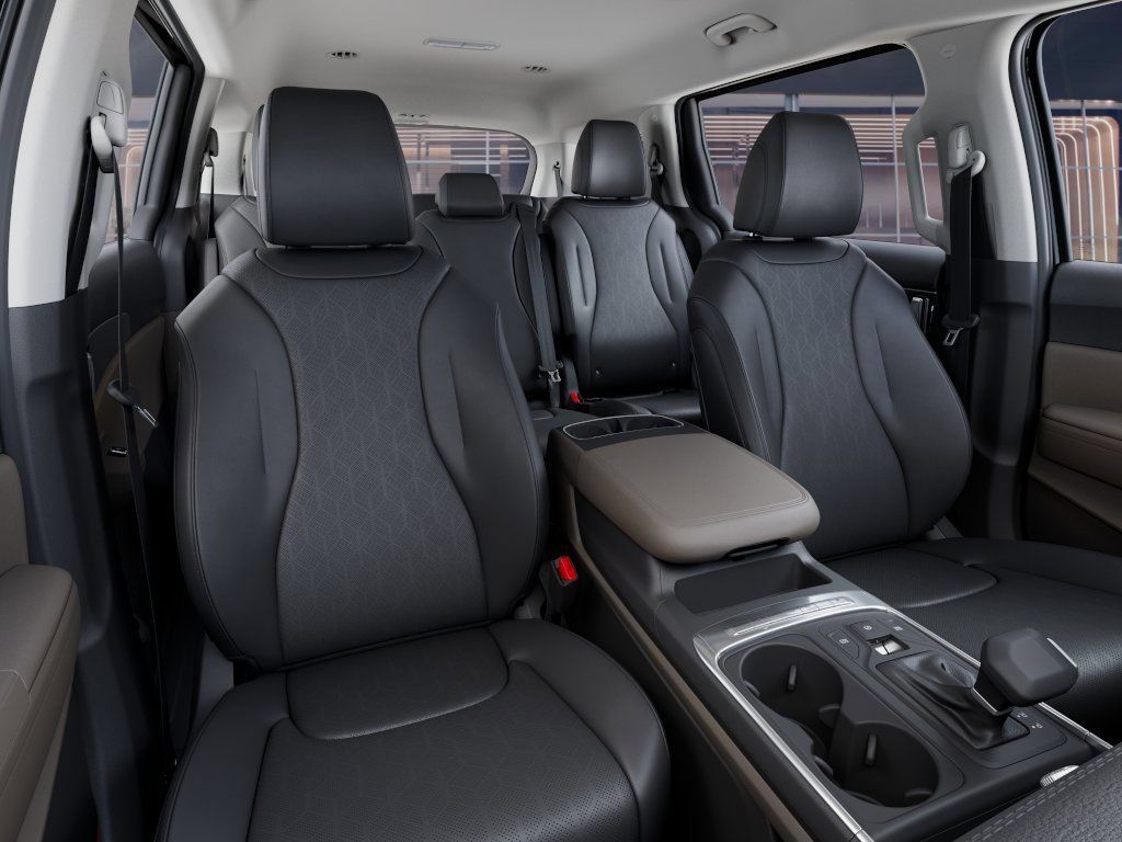 New 2026 Kia Carnival FWD image 15