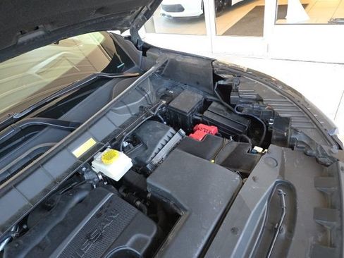Used 2022 Nissan Pathfinder SL AWD/4WD image 79