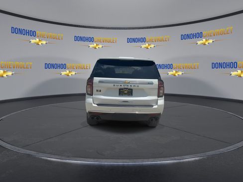 Used 2022 Chevrolet Suburban High Country AWD/4WD image 9