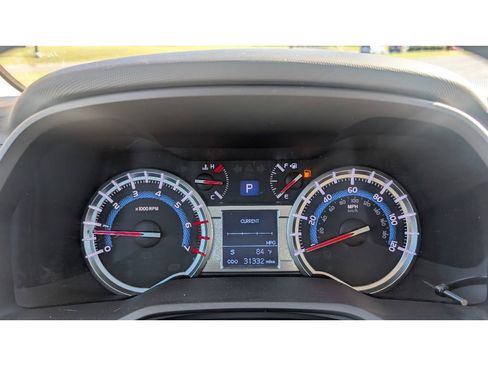 Used 2017 Toyota 4Runner Limited image 21