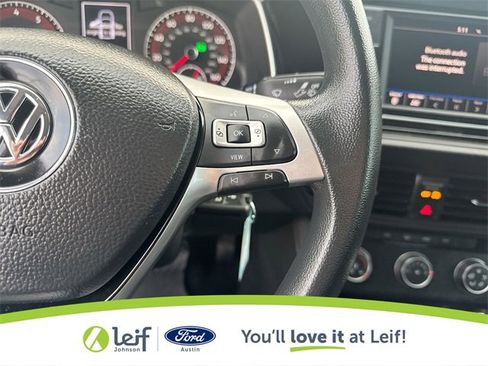 Used 2019 Volkswagen Jetta SE image 32