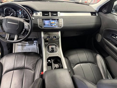 Used 2018 Land Rover Range Rover Evoque image 16