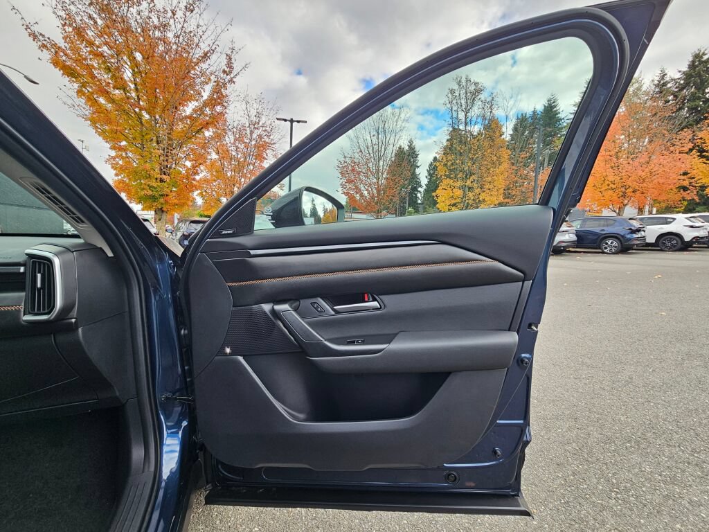 New 2026 MAZDA CX-50 AWD 2.5 Hybrid w/ Cargo Package image 33