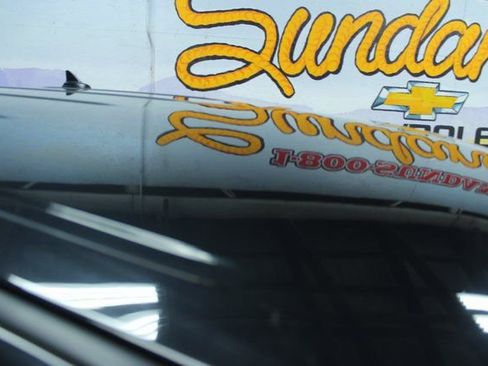 Used 2019 RAM 1500 Classic SLT w/ SLT Plus D￩cor Group image 5