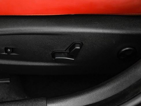 Used 2012 Chrysler 300 SRT8 w/ 19-Premium Speaker Group image 26