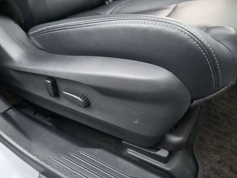 Used 2023 Subaru Outback Touring image 18