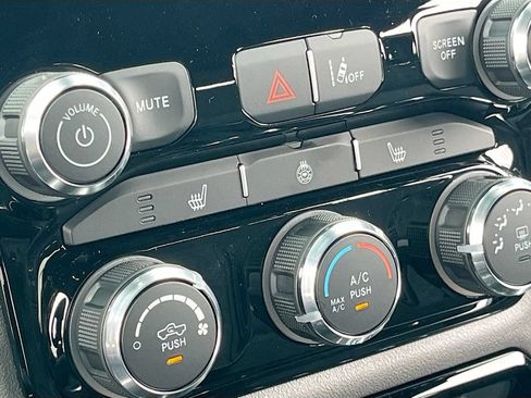 New 2026 RAM 1500 Big Horn w/ Night Edition AWD/4WD image 19