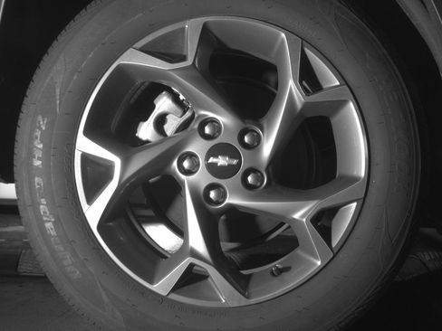 Used 2025 Chevrolet Trax LT w/ LT Convenience Package image 14