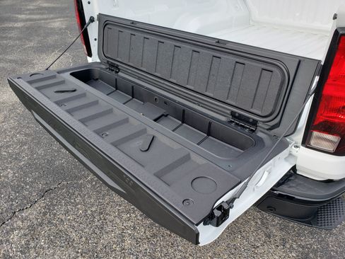New 2026 Chevrolet Colorado W/T RWD image 10