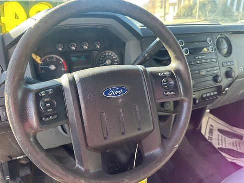 Used 2016 Ford F550 4x4 Crew Cab Super Duty image 6