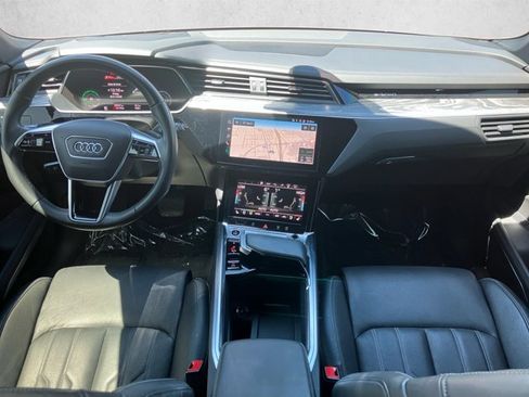Used 2022 Audi e-tron Chronos AWD/4WD image 19