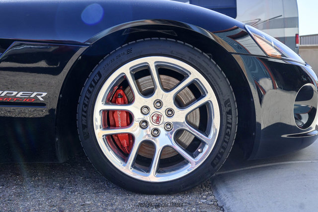 Used 2004 Dodge Viper SRT-10 RWD image 73