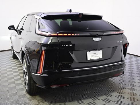 Certified 2024 Cadillac Lyriq Luxury w/ LPO, Floor Liner Package image 4