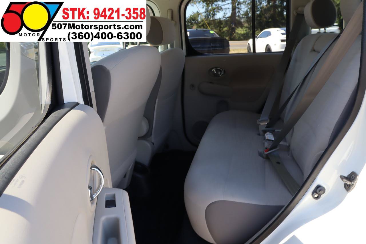 Used 2012 Nissan Cube 1.8 SL w/ Interior Designer Pkg FWD image 14