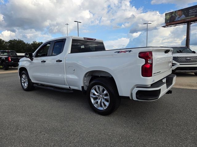 Used 2025 Chevrolet Silverado 1500 Custom w/ LPO, Dark Essentials Package AWD/4WD image 9