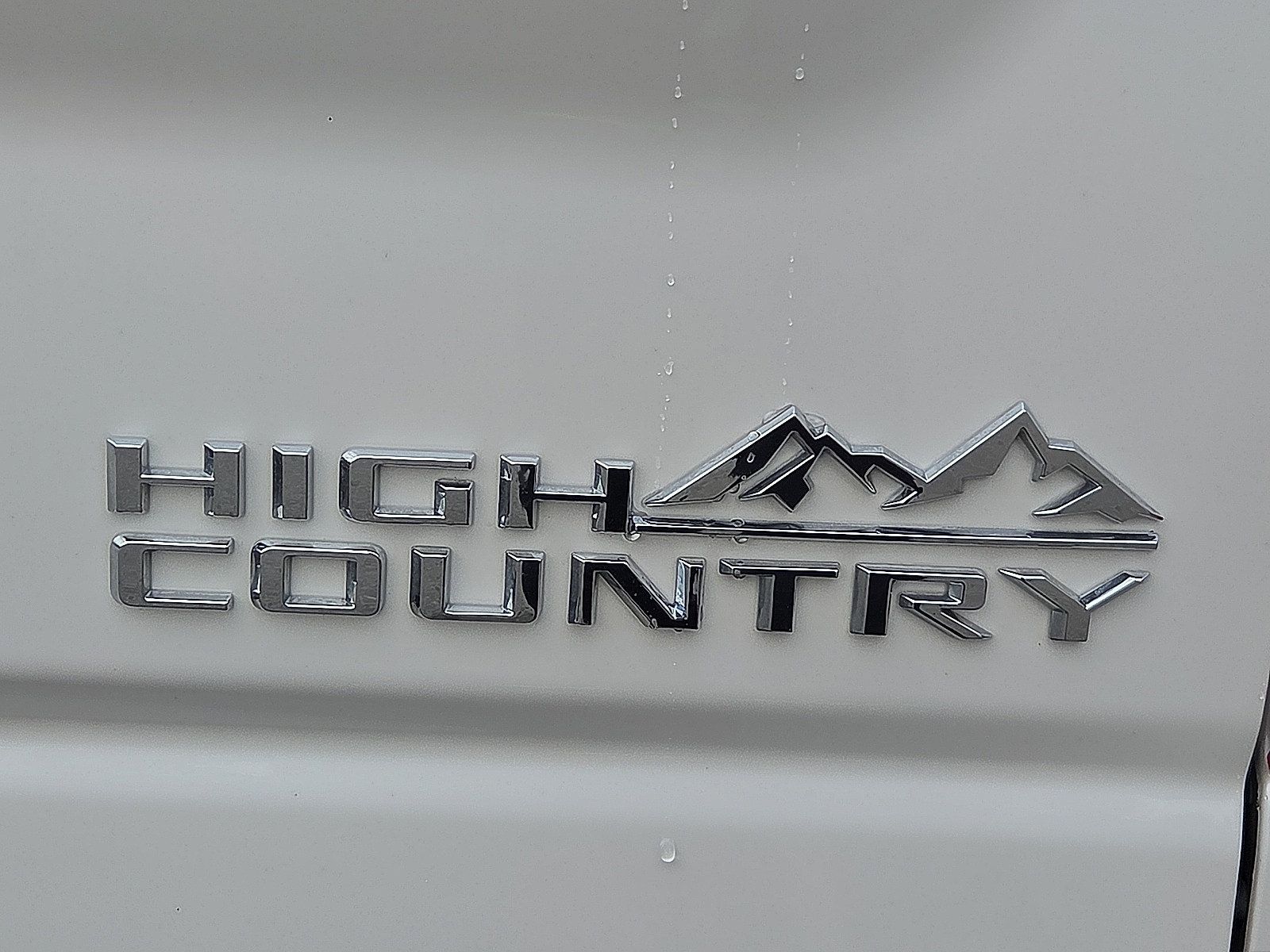 Used 2022 Chevrolet Silverado 3500 High Country w/ Z71 Off-Road Package AWD/4WD image 9