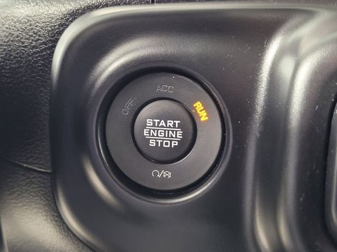 Used 2021 Jeep Wrangler Unlimited Sport S image 27