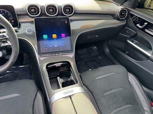 Certified 2025 Mercedes-Benz C 43 AMG 4MATIC Sedan w/ AMG Night Package Plus image 18