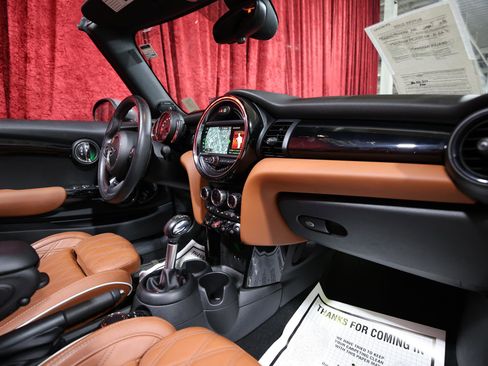 Used 2019 MINI Cooper John Cooper Works image 24