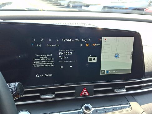 Used 2023 Hyundai Elantra SEL w/ Convenience Package FWD image 15