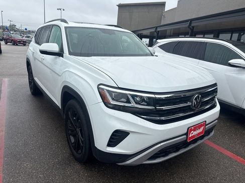 Used 2022 Volkswagen Atlas SE AWD/4WD image 2